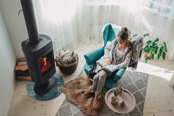 Ronde plaat onder houtkachel Rustieke stijl planken